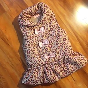 Adorable puffer vest